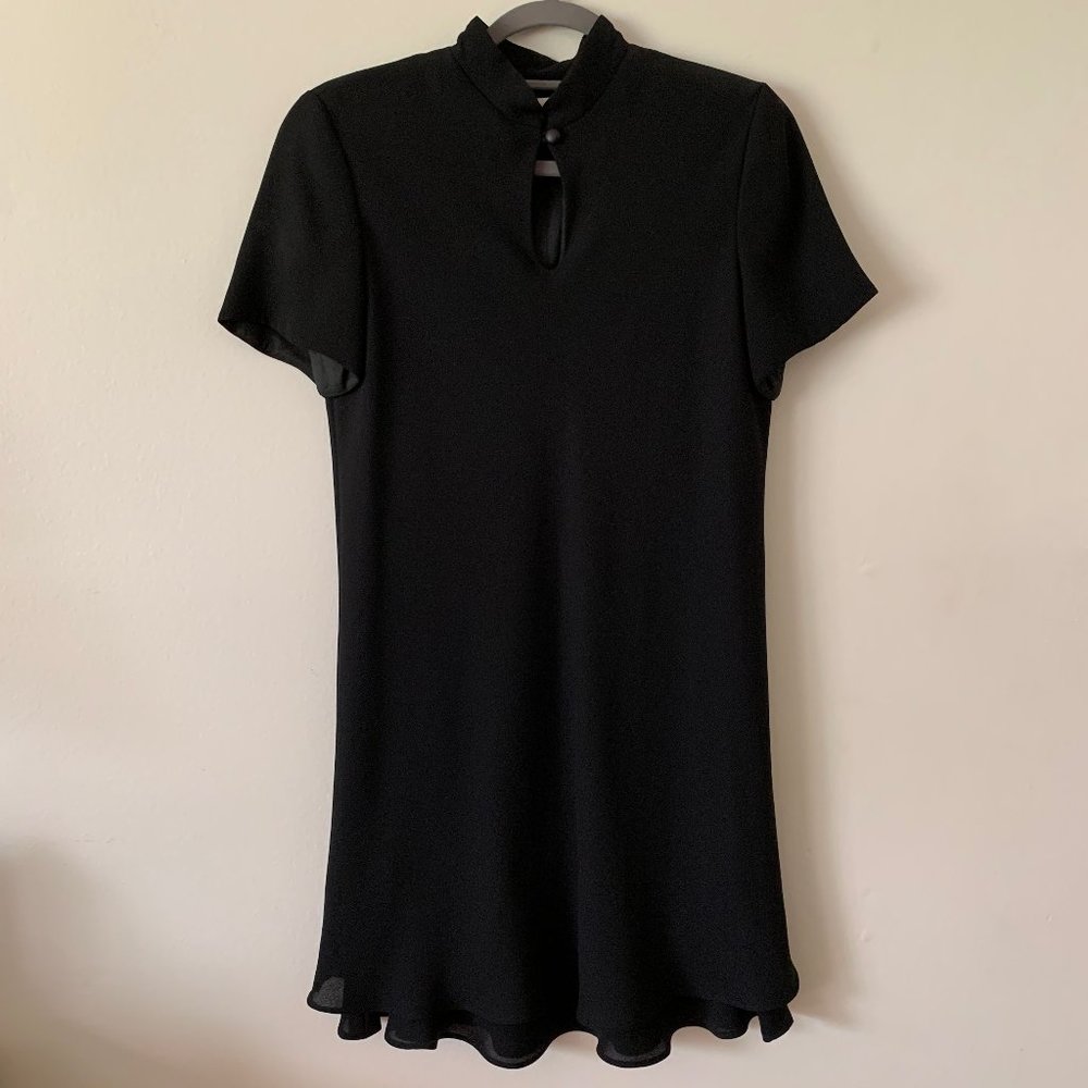 Liz Claiborne Petite size 8 Black Shift Dress